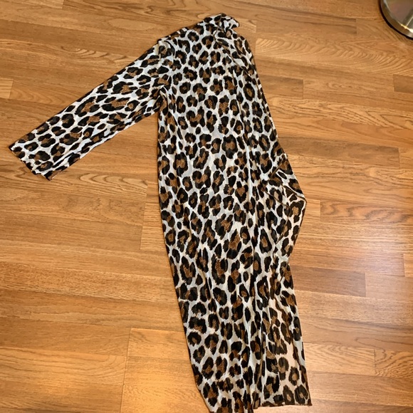 Wearever white/brown cheetah print sheer long sleeve maxi duster. Size S/M - Picture 7 of 10